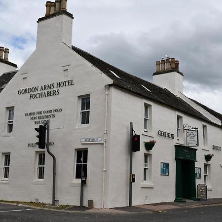 Gordon Arms Hotel Fochabers Exteriör bild