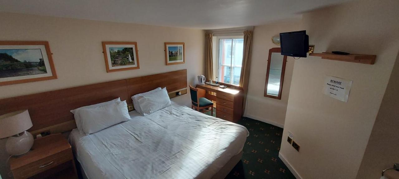 Gordon Arms Hotel Fochabers Exteriör bild